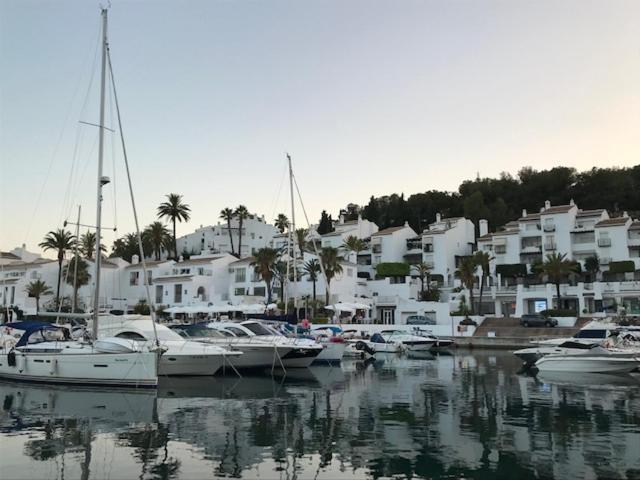 Ferienwohnung Cala Marina La Herradura  Exterior foto